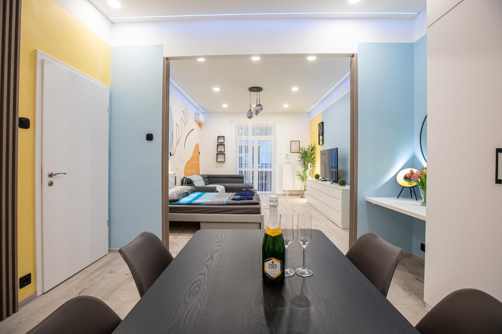 Centre Point Apartment Budapest Exterior photo